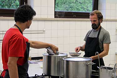 Kochen in der Lehrküche